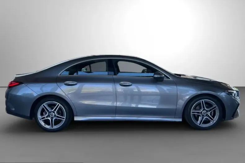 Mercedes-Benz CLA 180 (Clasa CLA) din 2025 cu 23.500 km - oferta MER225993 - foto 8