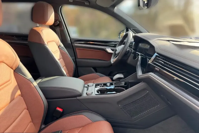 Volkswagen Touareg din 2025 cu 10.037 km - oferta VOL225995 - foto 15