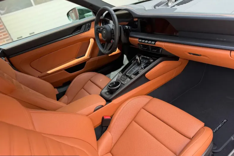 Porsche 992 din 2026 cu 49 km - oferta POR225997 - foto 4