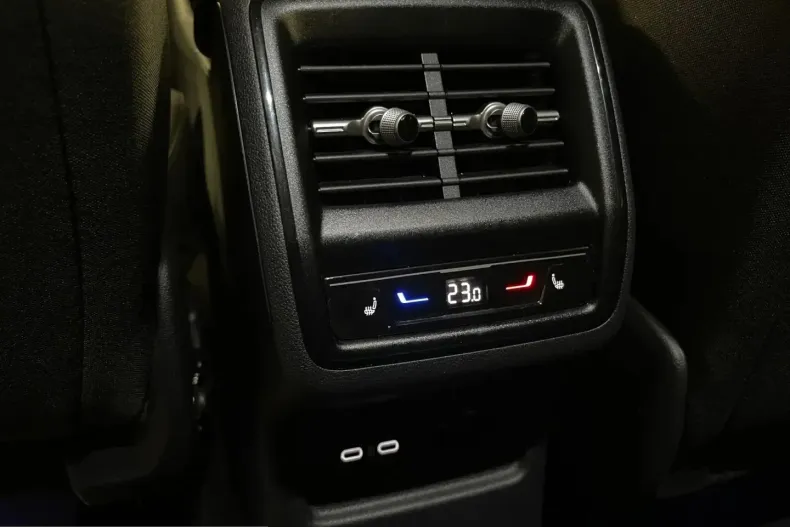 Skoda Kodiaq din 2025 cu 41.499 km - oferta SKO225999 - foto 26