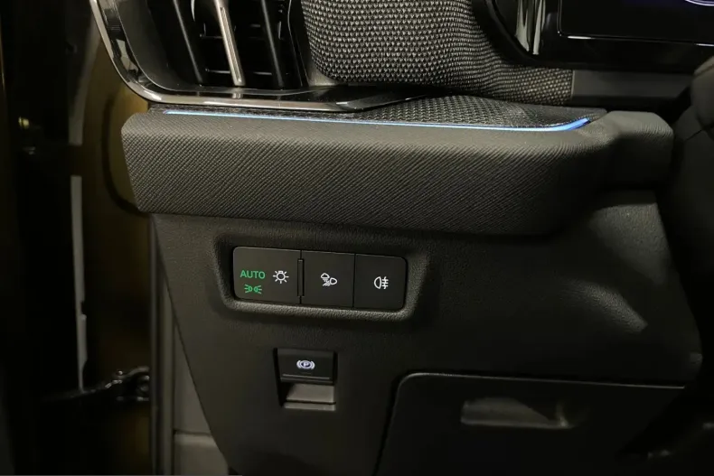 Skoda Kodiaq din 2025 cu 41.499 km - oferta SKO225999 - foto 33