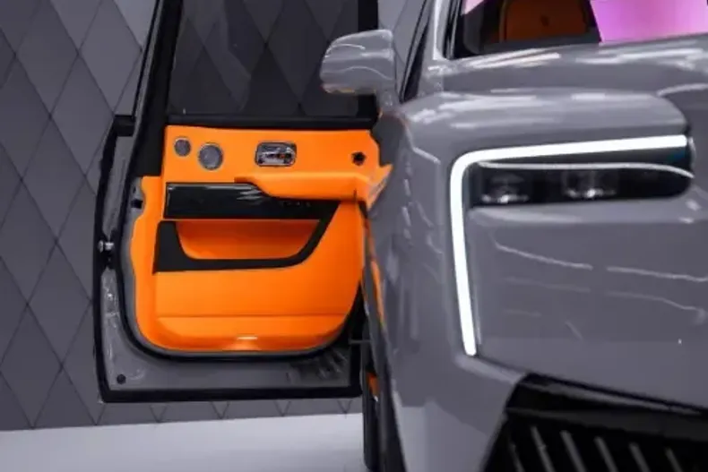 Rolls-Royce Cullinan din 2026 cu 50 km - oferta ROL226000 - foto 2