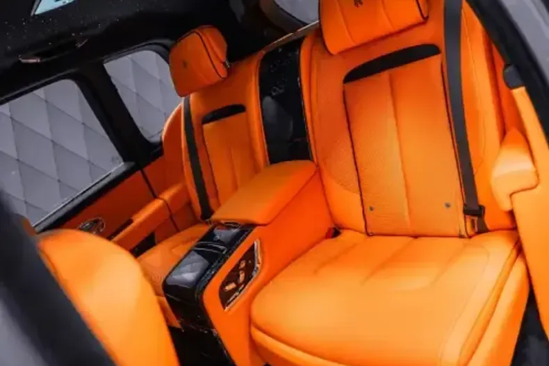 Rolls-Royce Cullinan din 2026 cu 50 km - oferta ROL226000 - foto 8