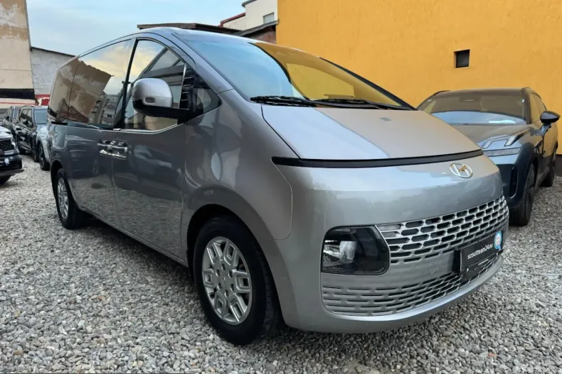 Hyundai Staria din 2023 cu 35.000 km - oferta HYU226009 - foto 2