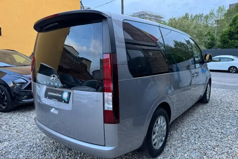Hyundai Staria din 2023 cu 35.000 km - oferta HYU226009 - foto 4