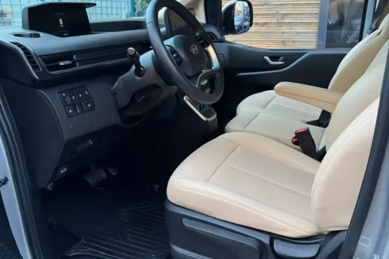 Hyundai Staria din 2023 cu 35.000 km - oferta HYU226009 - foto 5