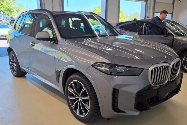BMW X5 (Seria X) din 2024 cu 33.163 km - oferta BMW226011 - foto 1