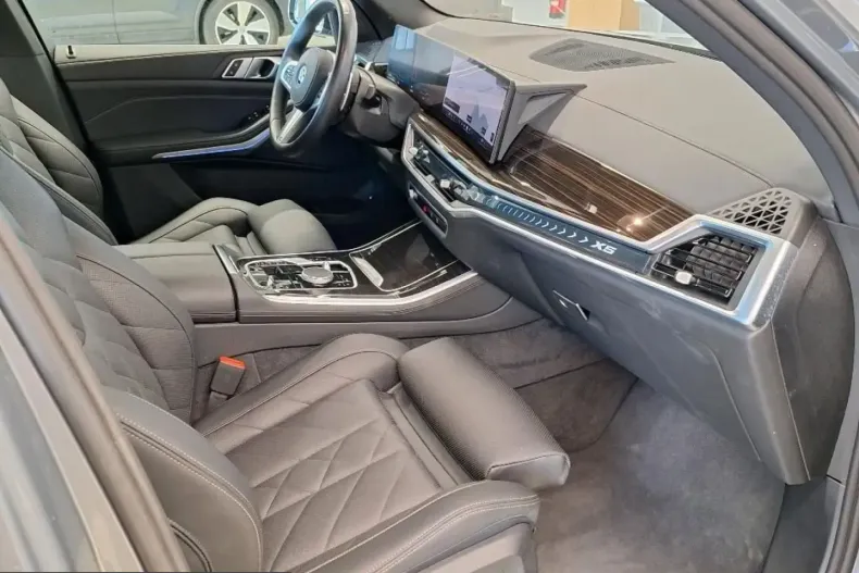BMW X5 (Seria X) din 2024 cu 33.163 km - oferta BMW226011 - foto 8