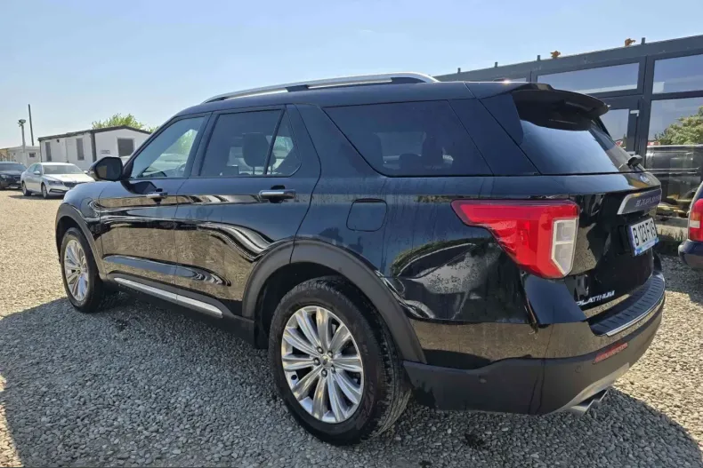 Ford Explorer din 2023 cu 39.625 km - oferta FOR226013 - foto 5