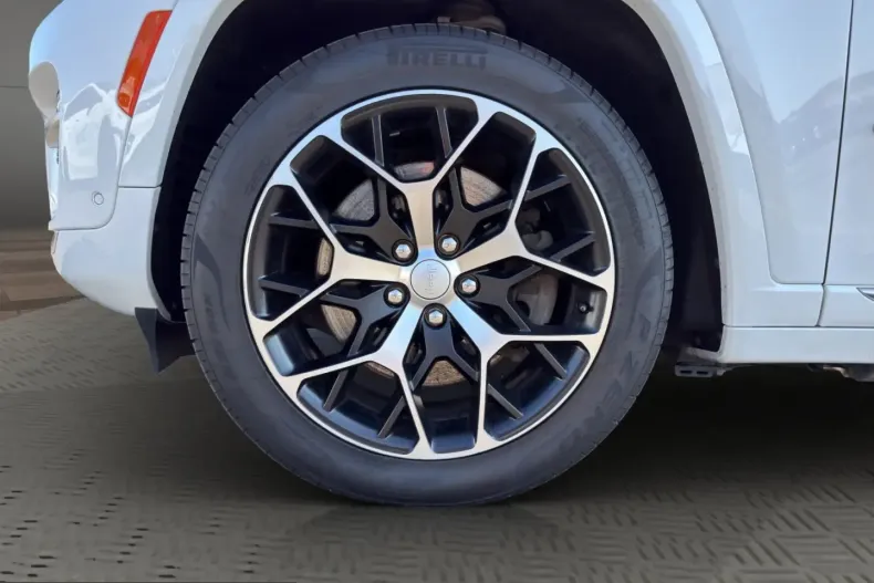 Jeep Grand Cherokee din 2023 cu 69.900 km - oferta JEE226014 - foto 8