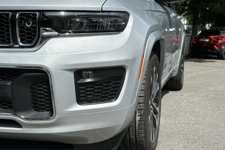 Jeep Grand Cherokee din 2023 cu 11.230 km - oferta JEE226015 - foto 11