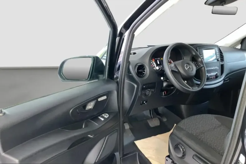 Mercedes-Benz Vito din 2023 cu 59.669 km - oferta MER226019 - foto 14