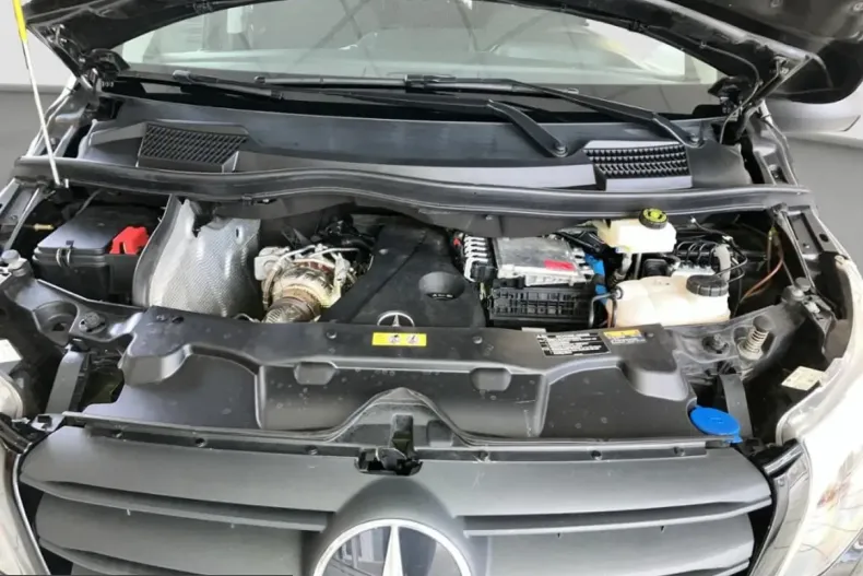 Mercedes-Benz Vito din 2023 cu 59.669 km - oferta MER226019 - foto 18