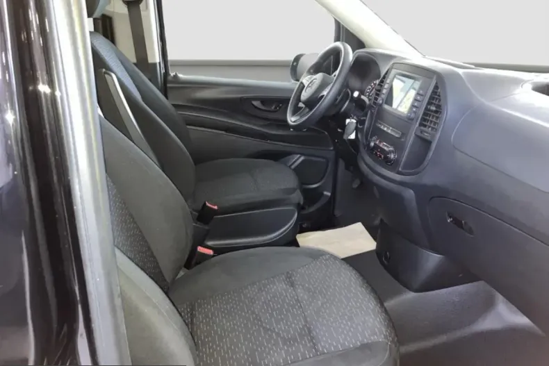 Mercedes-Benz Vito din 2023 cu 59.669 km - oferta MER226019 - foto 23