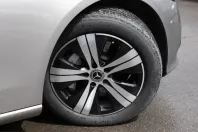Mercedes-Benz C 220 (Clasa C) din 2023 cu 3.165 km - oferta MER226020 - foto 5
