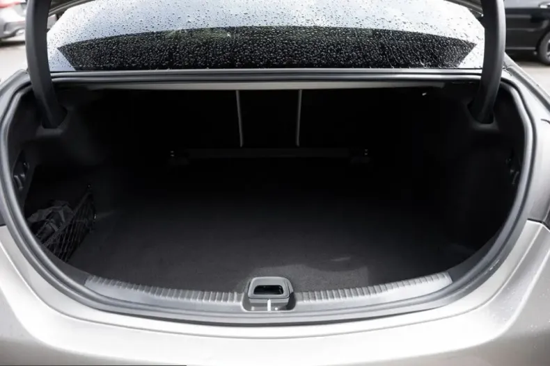 Mercedes-Benz C 220 (Clasa C) din 2023 cu 3.165 km - oferta MER226020 - foto 6