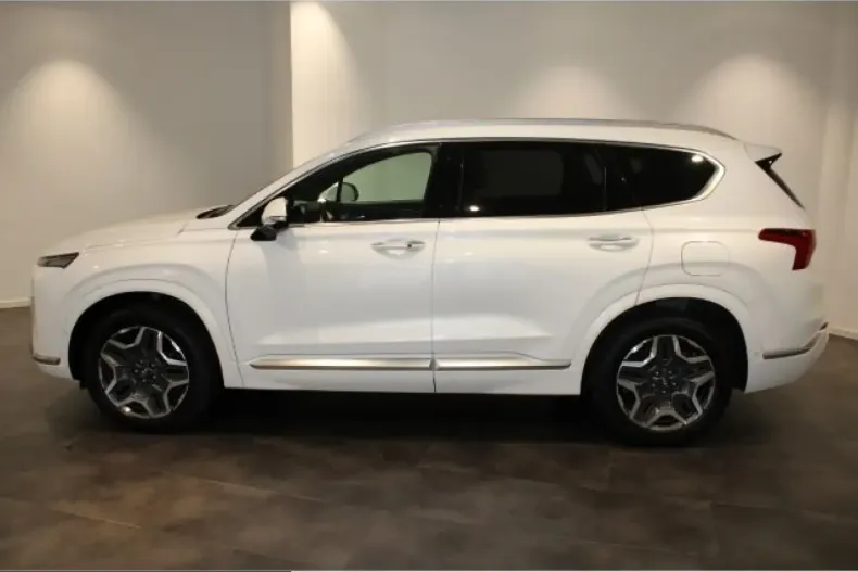 Hyundai Santa Fe din 2023 cu 62.573 km - oferta HYU226025 - foto 3