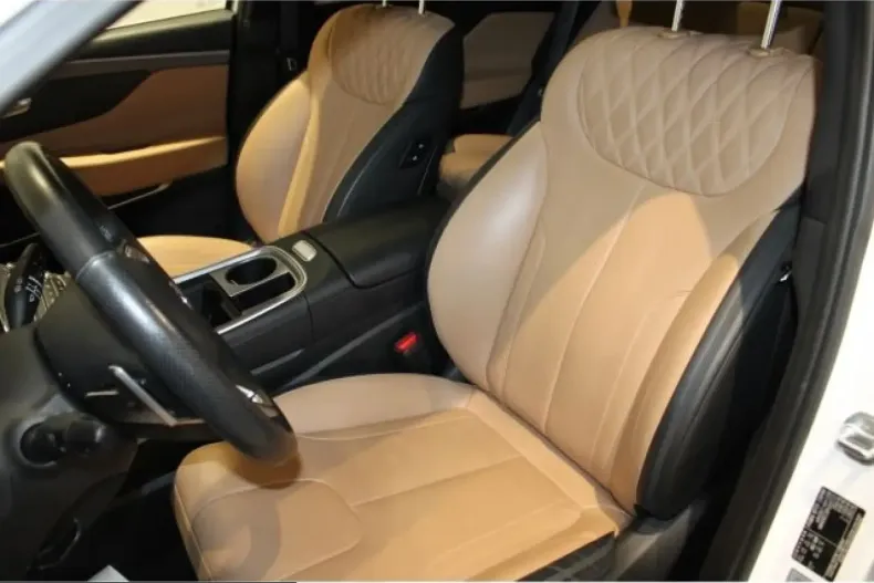 Hyundai Santa Fe din 2023 cu 62.573 km - oferta HYU226025 - foto 9
