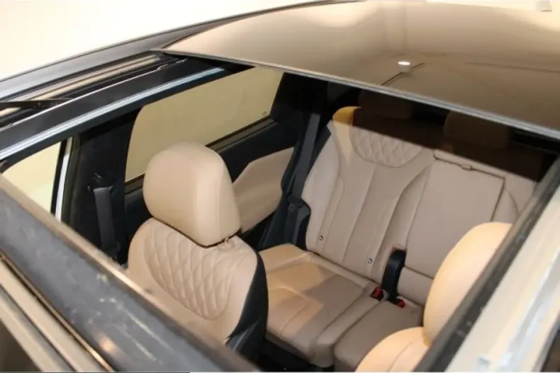 Hyundai Santa Fe din 2023 cu 62.573 km - oferta HYU226025 - foto 12