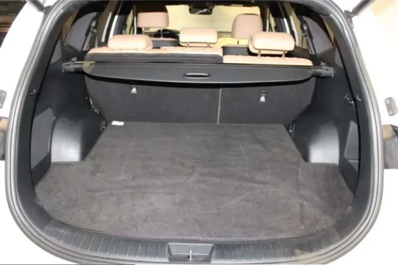 Hyundai Santa Fe din 2023 cu 62.573 km - oferta HYU226025 - foto 13
