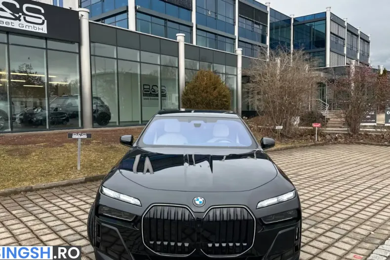BMW 740 (Seria 7) din 2025 cu 4.150 km - oferta BMW226039 - foto 3