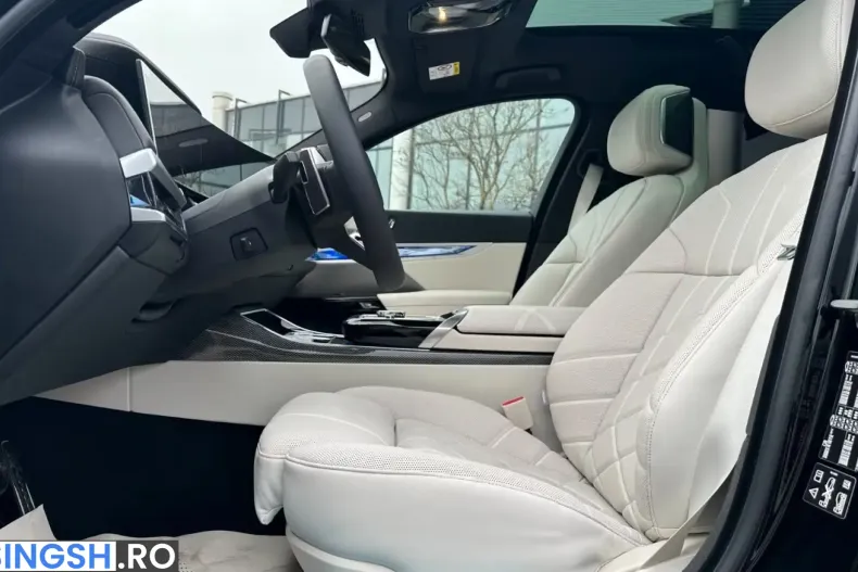BMW 740 (Seria 7) din 2025 cu 4.150 km - oferta BMW226039 - foto 12