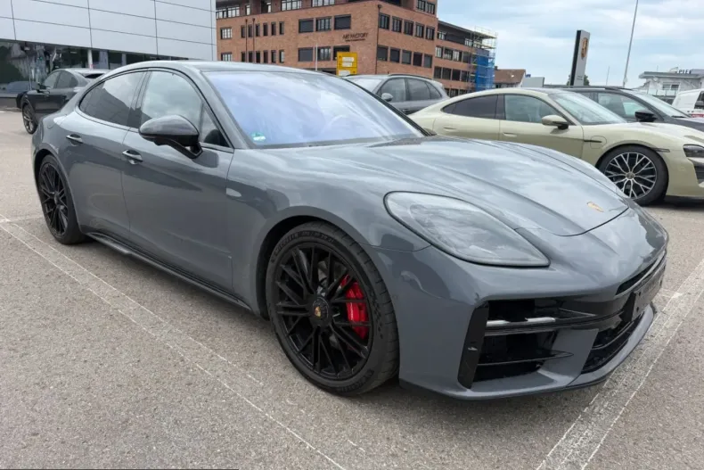 Porsche Panamera din 2025 cu 46.000 km - oferta POR226047 - foto 3
