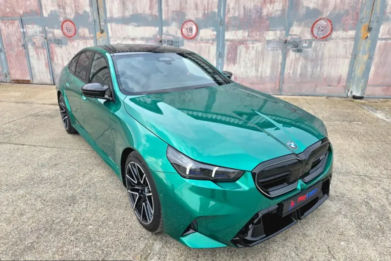 BMW M5 (Seria 5) din 2025 cu 4.100 km - oferta BMW226068 - foto 2