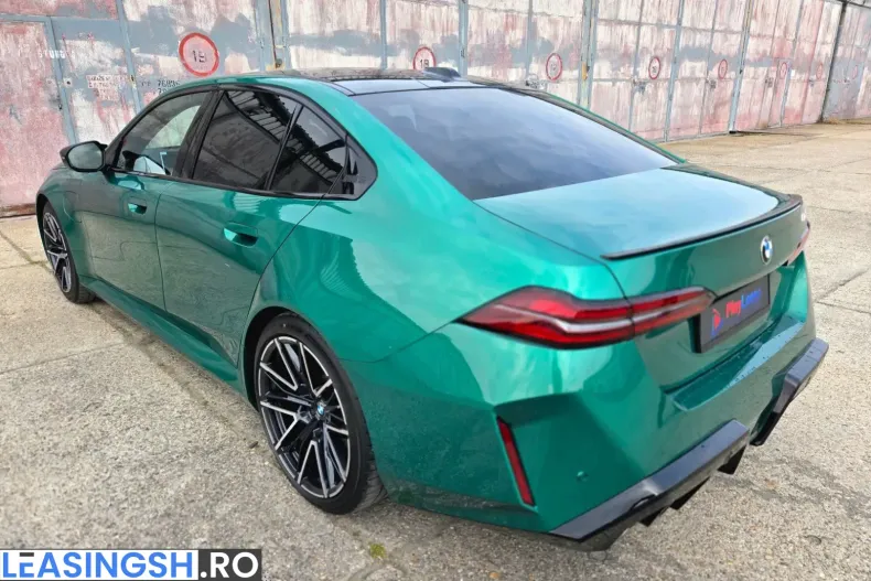 BMW M5 (Seria 5) din 2025 cu 4.100 km - oferta BMW226068 - foto 6