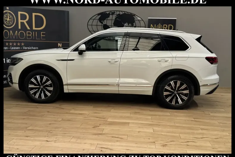 Volkswagen Touareg din 2023 cu 69.712 km - oferta VOL226070 - foto 4