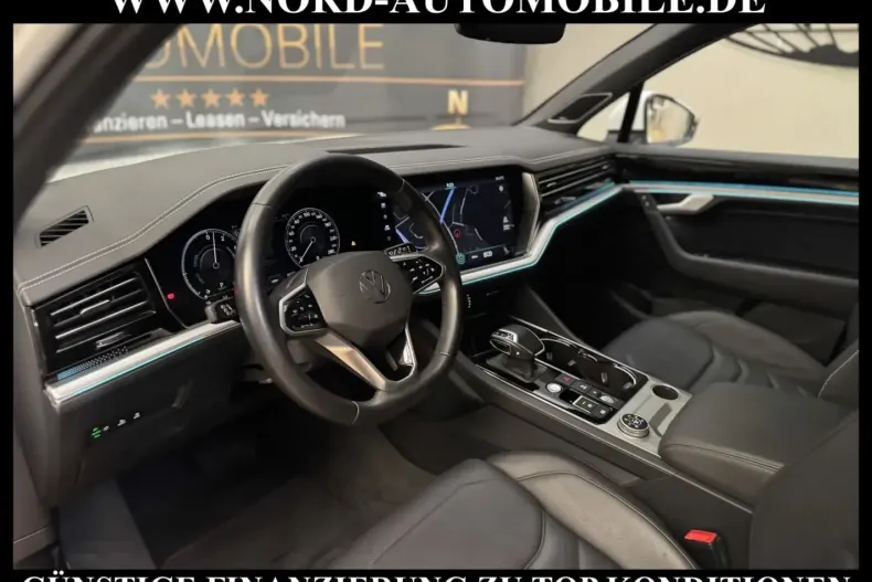 Volkswagen Touareg din 2023 cu 69.712 km - oferta VOL226070 - foto 12