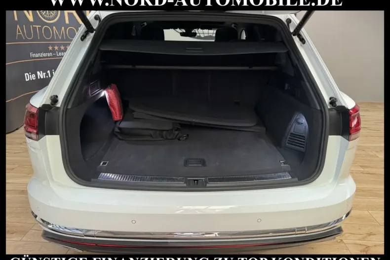 Volkswagen Touareg din 2023 cu 69.712 km - oferta VOL226070 - foto 31