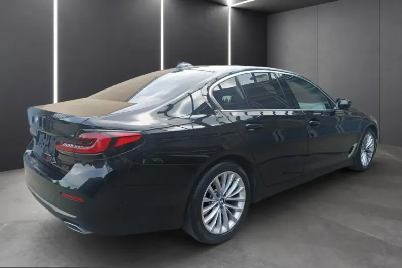 BMW 540 (Seria 5) din 2023 cu 73.725 km - oferta BMW226071 - foto 3