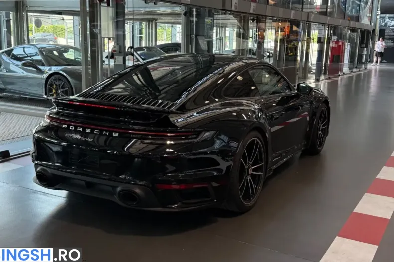 Porsche 992 din 2023 cu 5.500 km - oferta POR226076 - foto 4