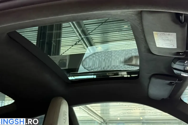 Porsche 992 din 2023 cu 5.500 km - oferta POR226076 - foto 16