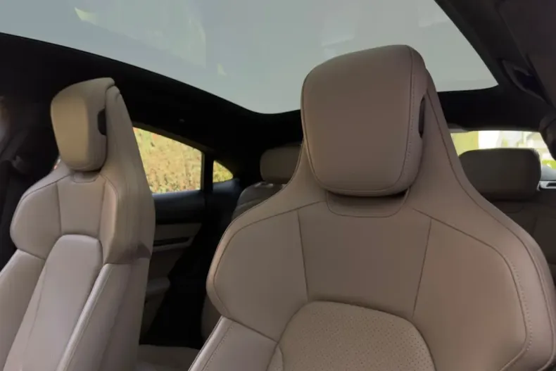 Porsche Taycan din 2023 cu 35.991 km - oferta POR226077 - foto 9