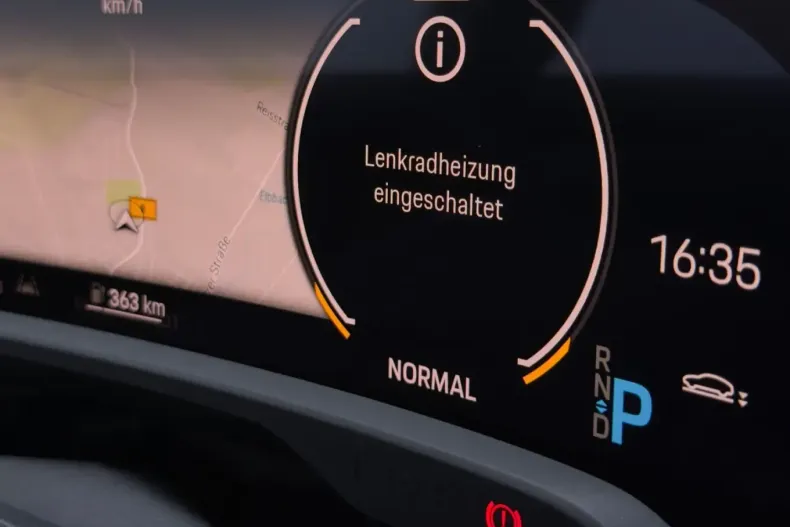 Porsche Taycan din 2023 cu 35.991 km - oferta POR226077 - foto 29