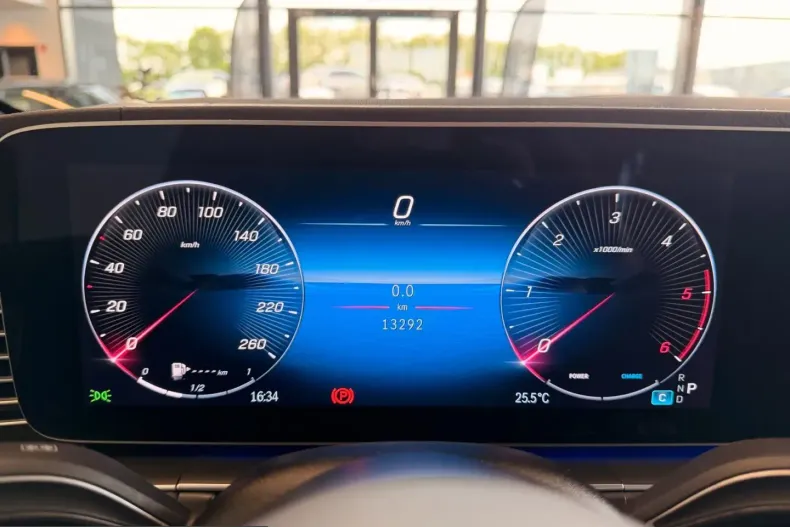 Mercedes-Benz GLE 450 (Clasa GLE) din 2025 cu 13.274 km - oferta MER226085 - foto 14