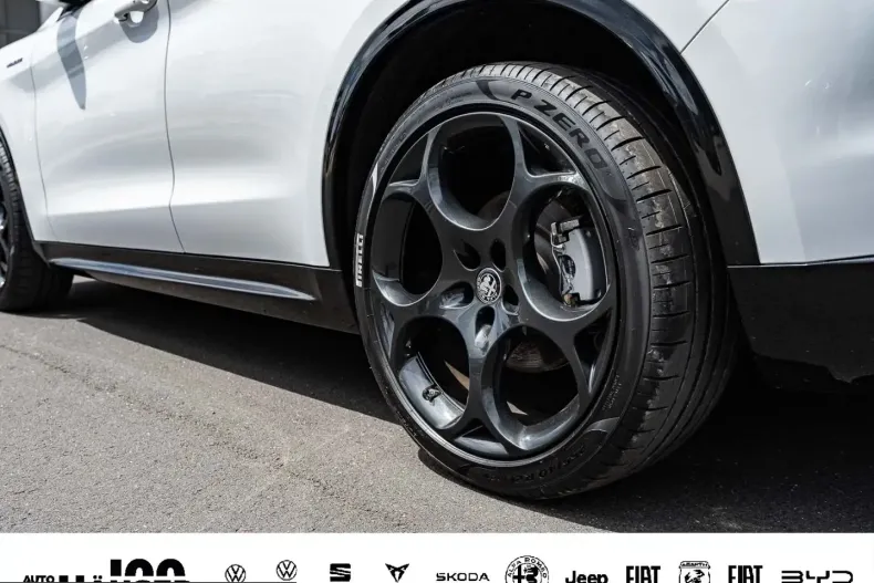Alfa Romeo Stelvio din 2023 cu 21.594 km - oferta ALF226089 - foto 7
