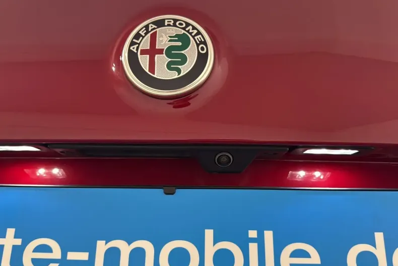 Alfa Romeo Giulia din 2023 cu 20.820 km - oferta ALF226095 - foto 11