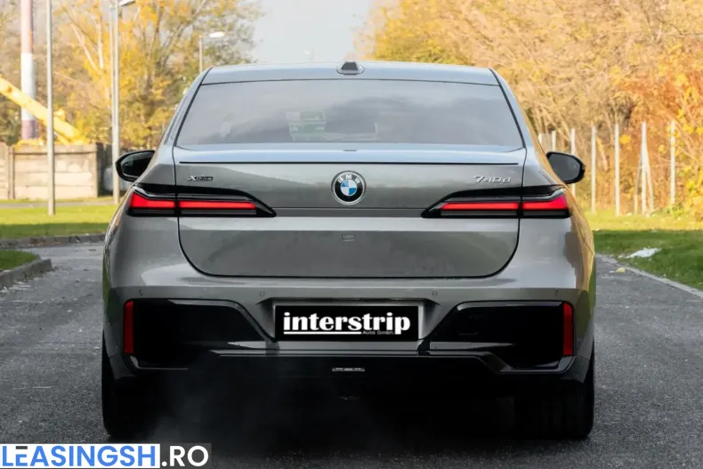 BMW 740 (Seria 7) din 2025 cu 15.900 km - oferta BMW226104 - foto 5