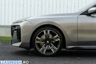 BMW 740 (Seria 7) din 2025 cu 15.900 km - oferta BMW226104 - foto 9