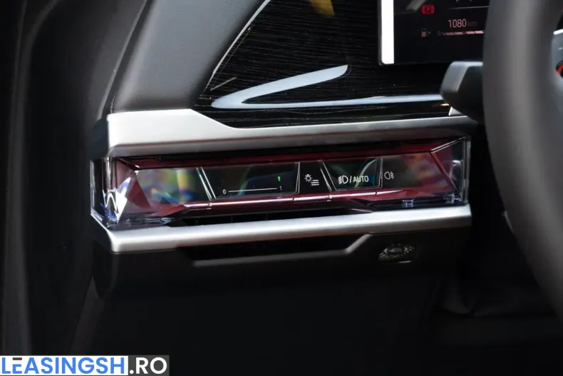 BMW 740 (Seria 7) din 2025 cu 15.900 km - oferta BMW226104 - foto 19