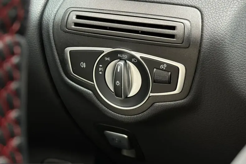 Mercedes-Benz GLC 43 AMG (Clasa GLC) din 2022 cu 49.899 km - oferta MER226112 - foto 30
