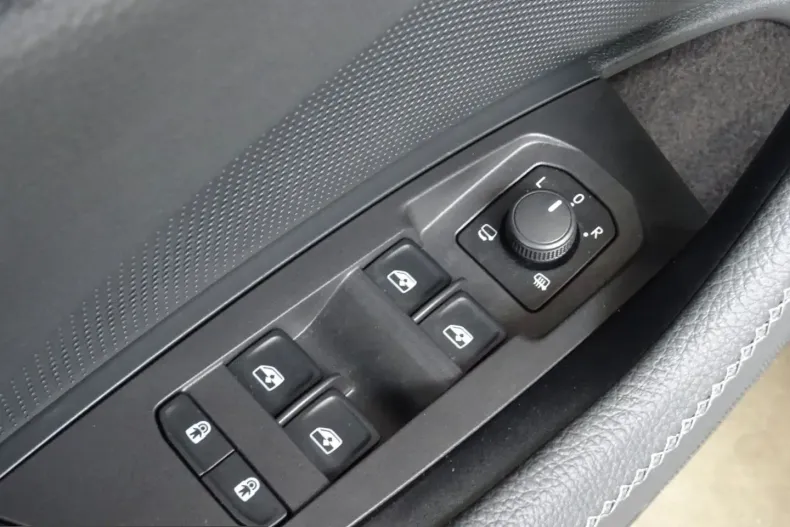 Skoda Kodiaq din 2024 cu 20.000 km - oferta SKO226121 - foto 24