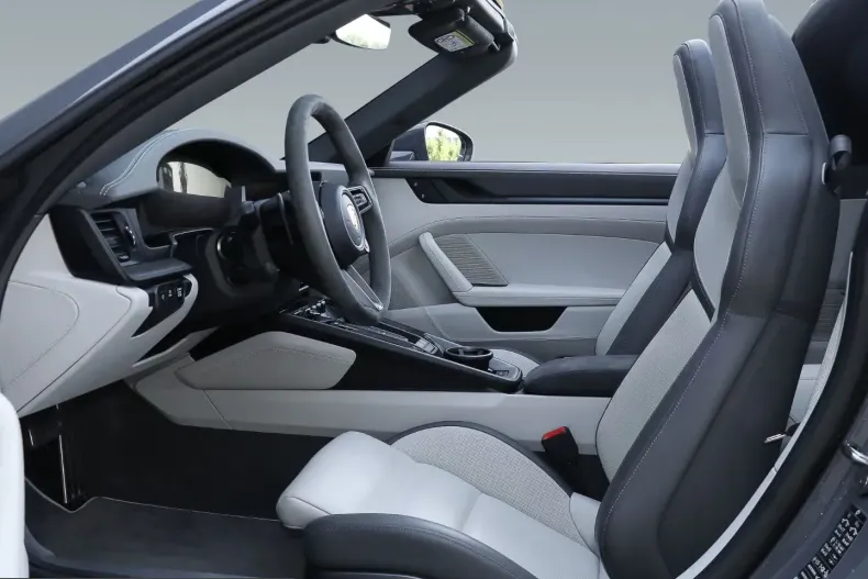 Porsche 992 din 2024 cu 13.100 km - oferta POR226123 - foto 24