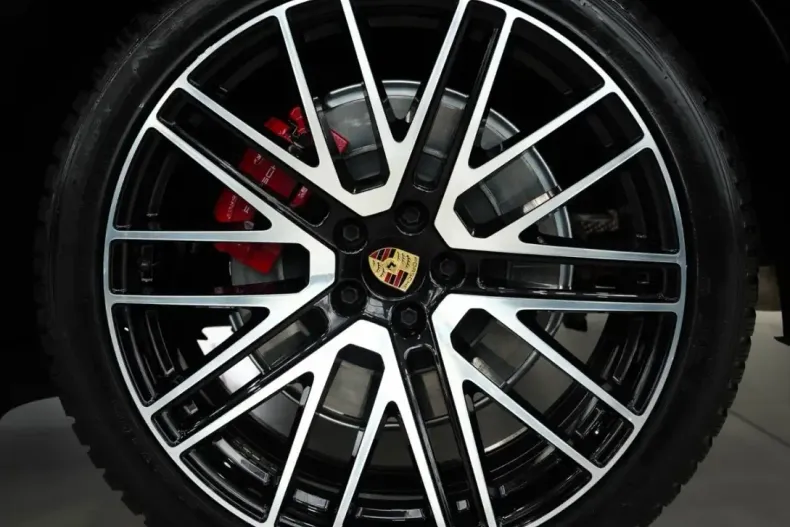 Porsche Macan din 2023 cu 47.068 km - oferta POR226125 - foto 11
