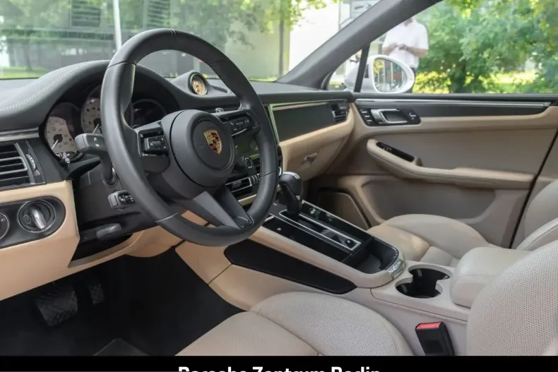 Porsche Macan din 2023 cu 34.709 km - oferta POR226126 - foto 4
