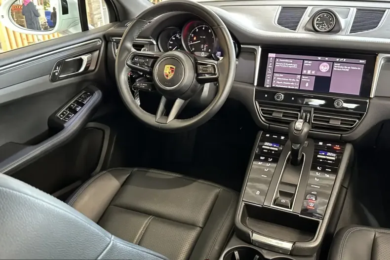 Porsche Macan din 2022 cu 49.145 km - oferta POR226130 - foto 12