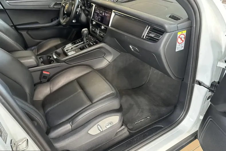 Porsche Macan din 2022 cu 49.145 km - oferta POR226130 - foto 17